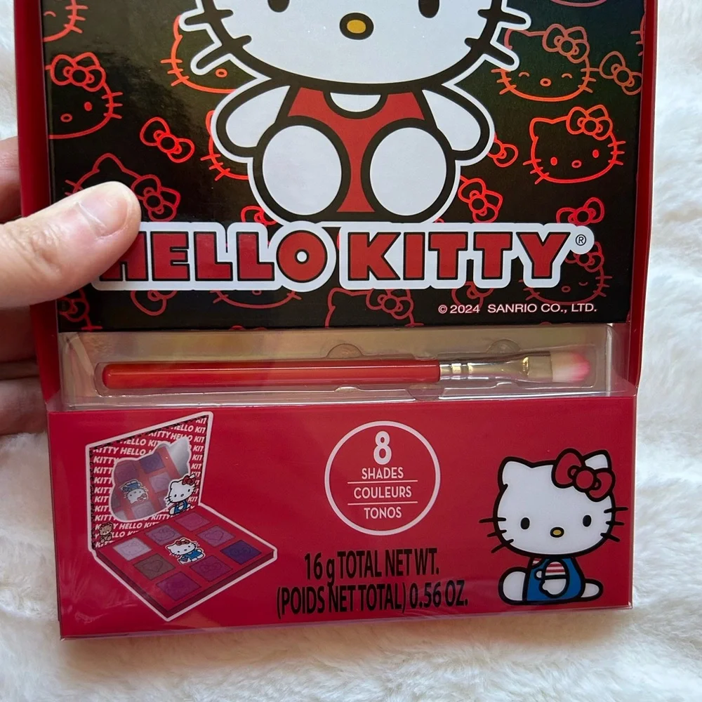 Townley Girl PETA Approved Sanrio Hello Kitty Eyeshdow Palette with Mirror